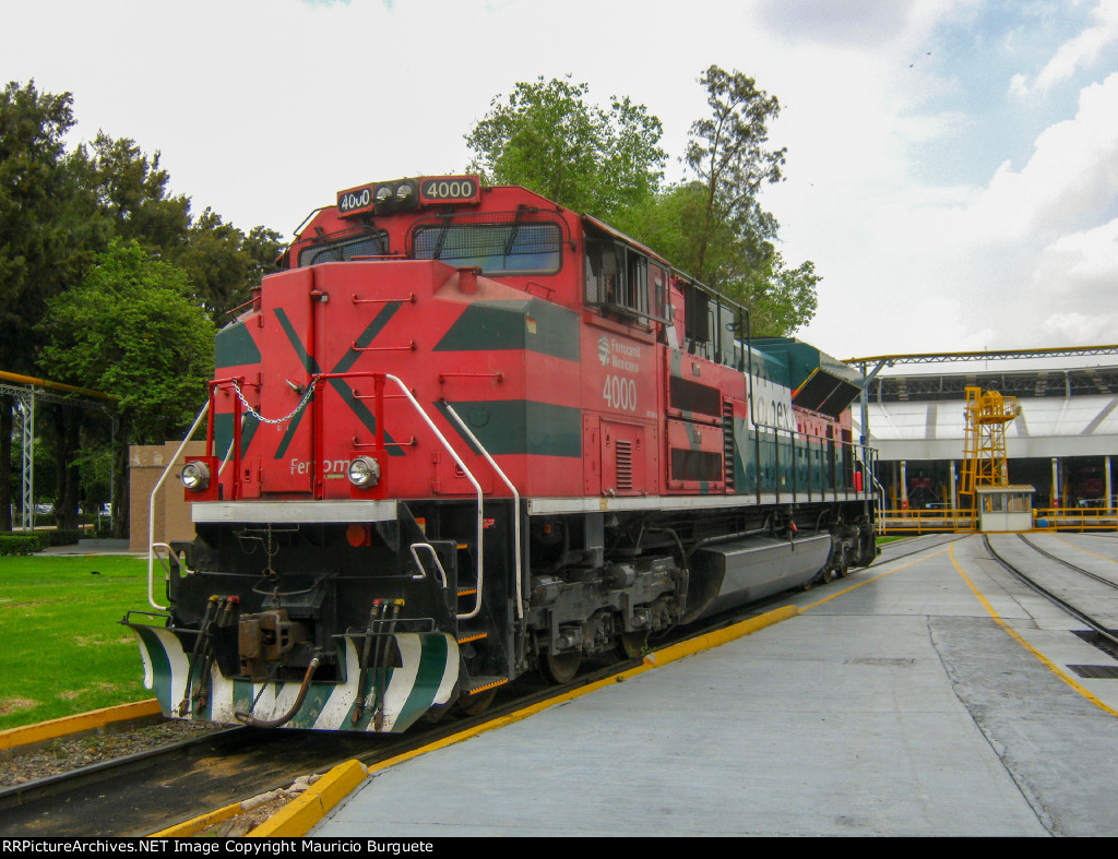 FXE SD70ACe Locomotive 